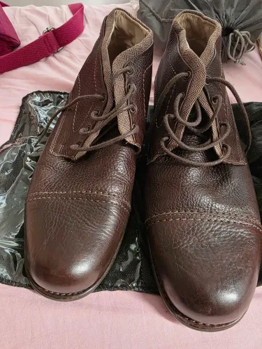 Bota cano baixo, marca Swains