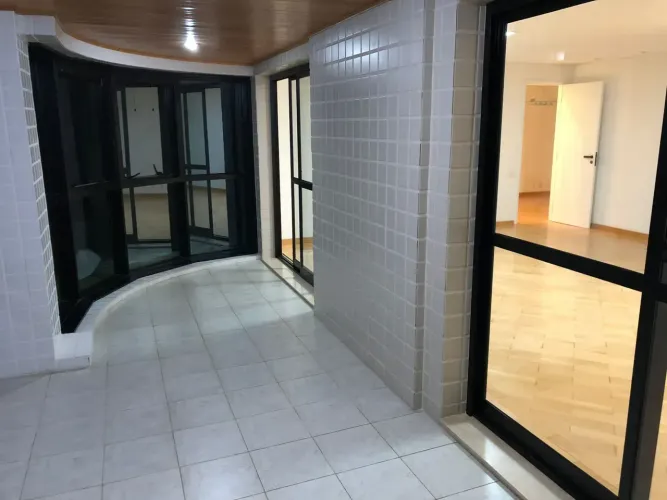Imóvel para aluguel possui 160 metros quadrados com 4 quartos em Jardim Morumbi - São Paul
