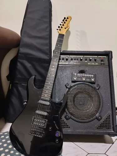 Guitarra Tagima + amplificador+pedal cube baby+ 2 cabos p 10 novos 