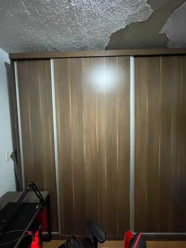 Vendo Guarda-roupa 
