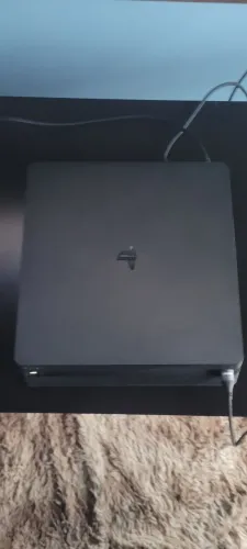 Ps4 slim 1tb