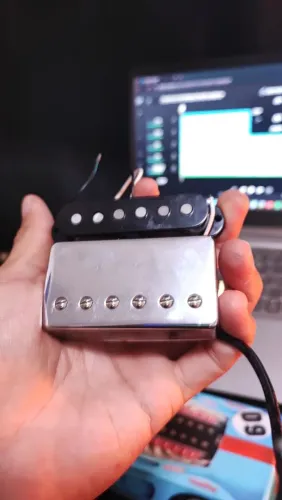 Par de captadores em imã Alnico V Seizi para guitarra
