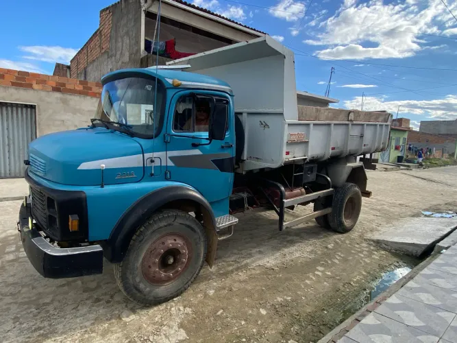 Caçamba 2213