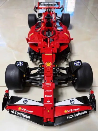 Bloco de Montar Fórmula 1 Ferrari 1361 Peças (Lacrada)