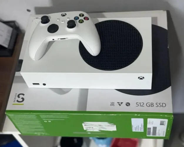 Xbox Series S 512GB + Controle Original
