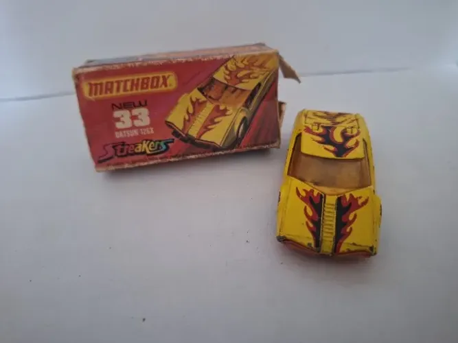 Carrinho Matchbox Antigo Datsun 126 X