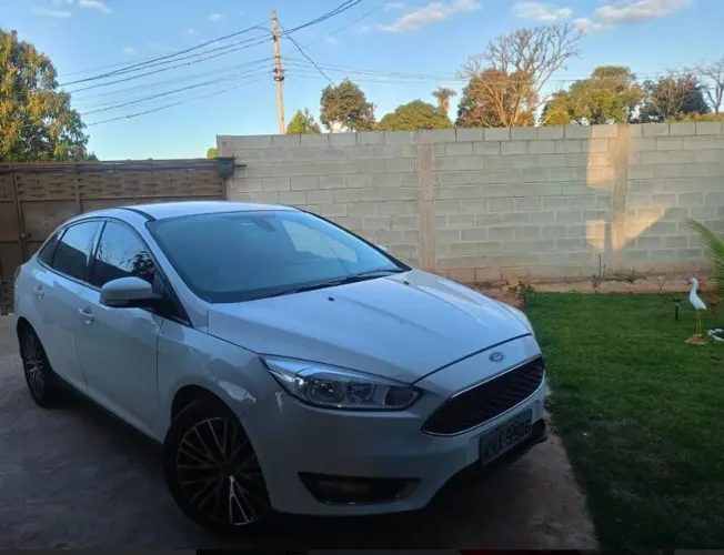 Ford Focus Fastback Se/se Plus 2.0 Flex Aut. 2016