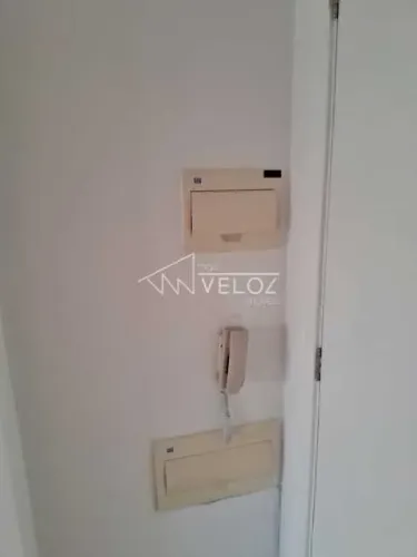 Sala - / Comercial / Centro