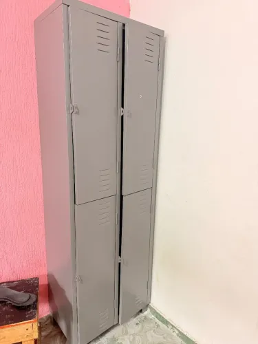 Armário aço 4 portas