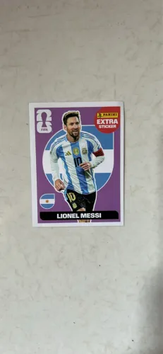 Figurinha da copa Lionel Messi (roxa)