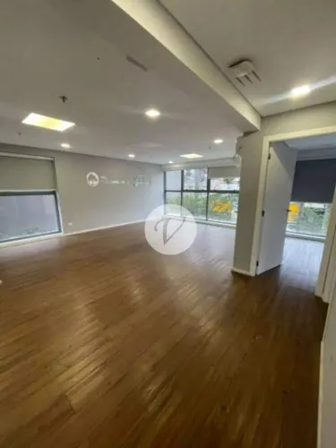 Conjunto Comercial de Alto Padrão com 86m² | Próximo à Rua das Figueiras | Santo André