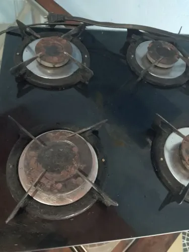 Forno elétrico e um fogão Cooktop usado pra desapega  entre em contato *46 jackson