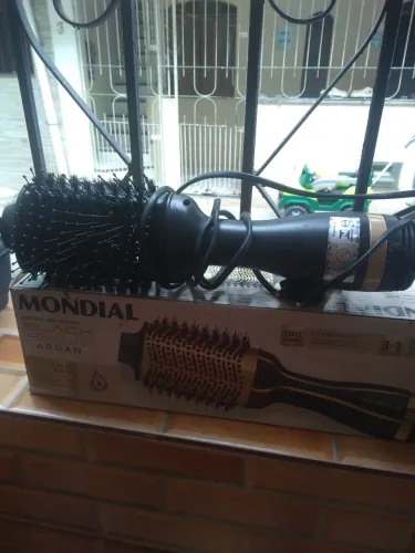 Escova de de cabelo usado