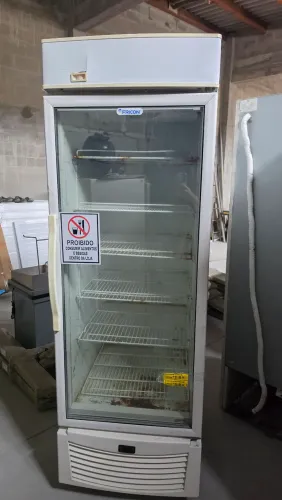 Freezer expositor 565L