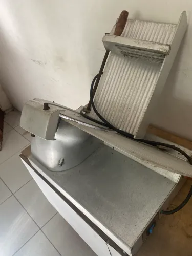 Vende Fatiador em alumínio 
