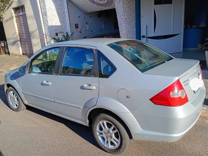 Ford Fiesta Sed. 1.6 8V Flex 4P 2009