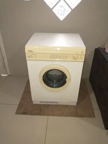 Secadora de roupas 127volts