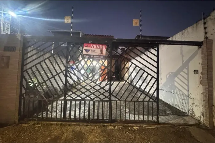 "Dúplex em Aluísio Pinto: Conforto e Oportunidade!"
