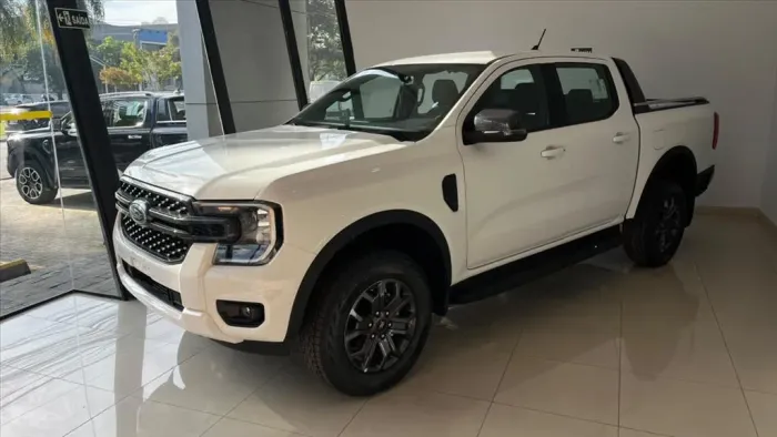 Ford Ranger Black 2.0 4X2 CD TB Diesel Aut. 2026