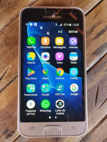 vendo celular ? Samsung J1