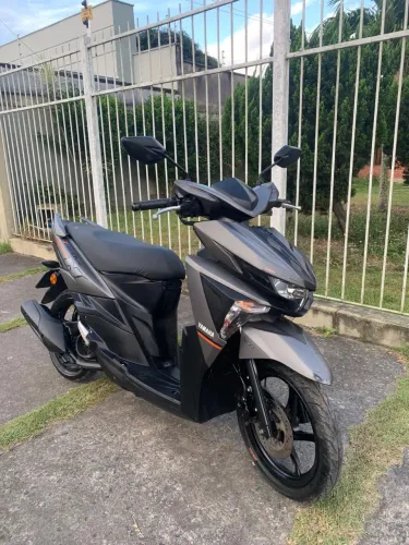 Moto neo 125 
