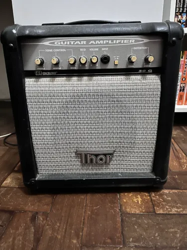Amplificador meteoro thor 30G