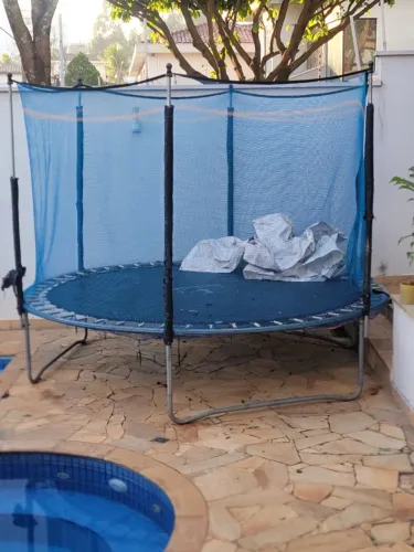 Cama elástica pula pula
