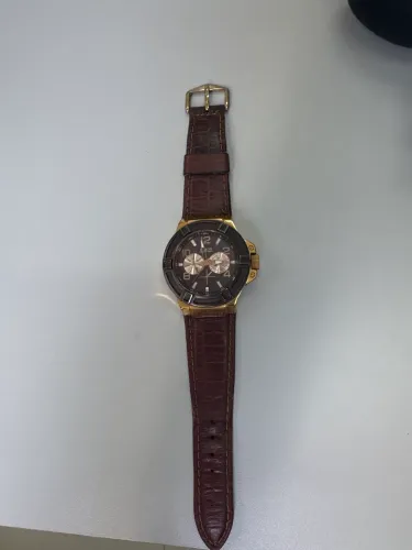 Relógio Guess couro marrom