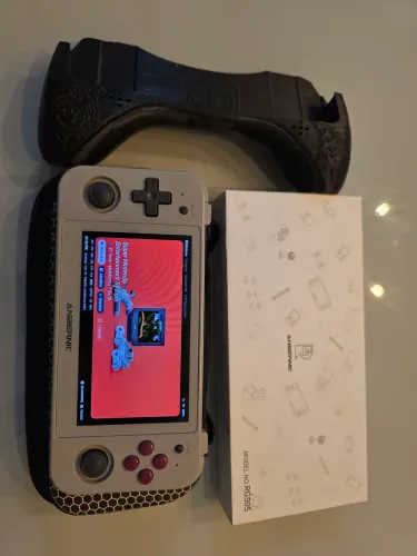 Anbernic Rg505