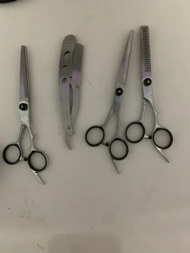 Kit tesouras e navalhete