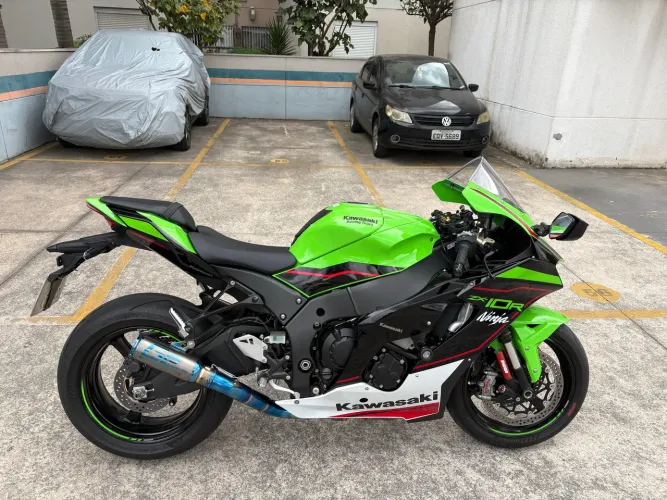 Ninja ZX10R KRT baixo km 
