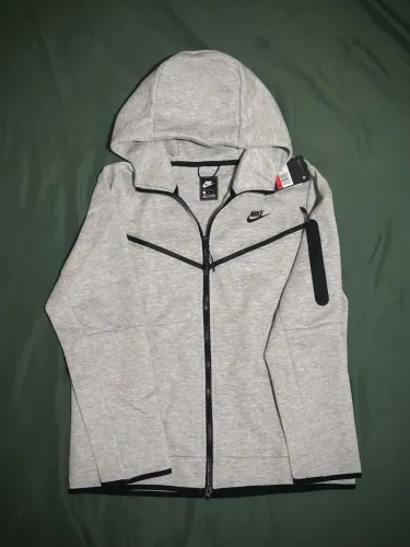 NIKE TECH IMPORTADA TAMANHO M