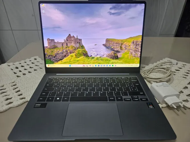 Galaxy book4 pro i7 16gb