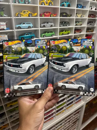 Hot Wheels Premium Boulevard #77 - 77 Holden Torana 