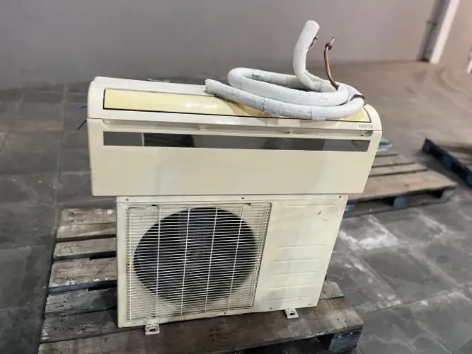 Aparelho de Ar Condicionado com Evaporadora