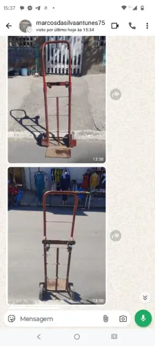 Carrinho de ferro de carregar gás e garrafão de água