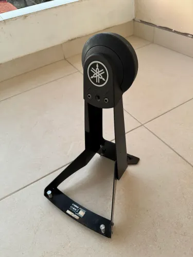 Bumbo yamaha kp65