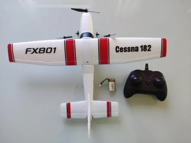 Aeromodelo de Controle Remoto Cessna 182
