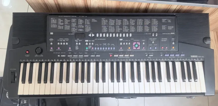 Teclado Yamaha PSR 410