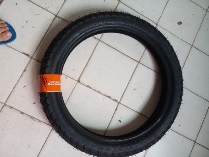 Pneu para 125, 150, 160 e ybr 125 fazer