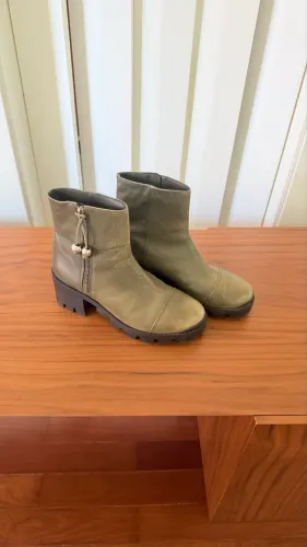 Bota tratorada Schutz