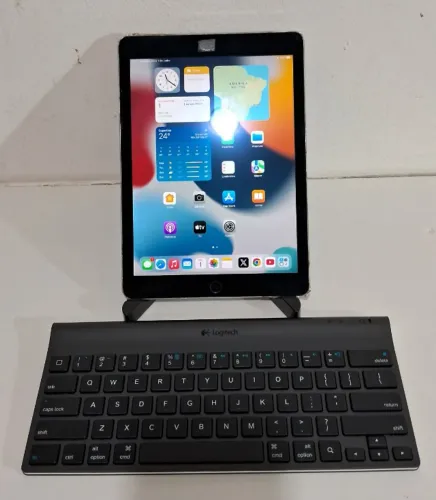 Teclado Logitech Wireless Bluetooth Tablet e iPad