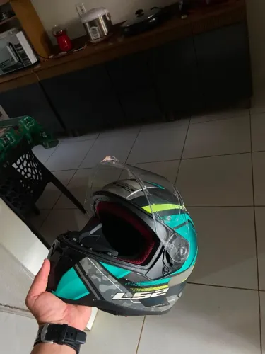 Capacete ls2