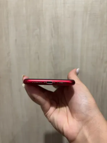 iPhone 7 vermelho 128 gb