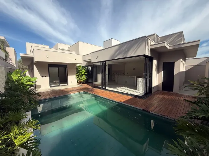 Casa de Alto Padrão no Condomínio Residencial Greville