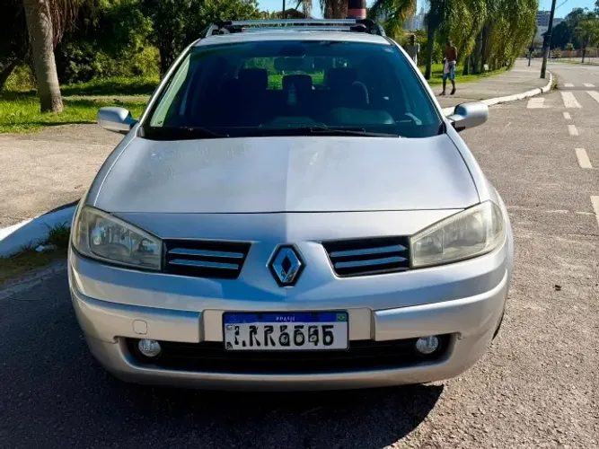 Renault Megane Grand Tour Dynam. Hi-flex 1.6 16V 2012