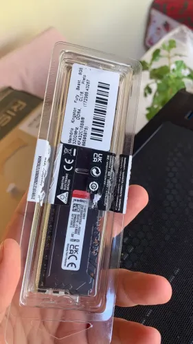 Memoria ram 8gb ddr4 3200mhz (nunca usada)