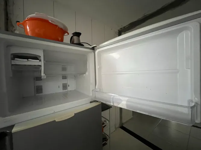 Vendo geladeira