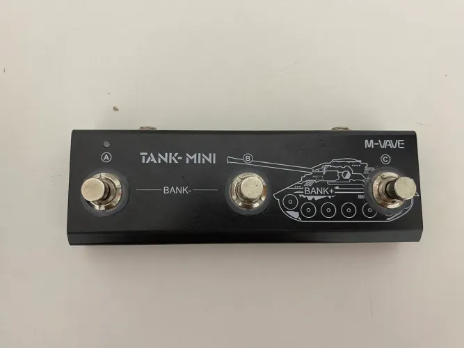 Pedaleira Tank Mini