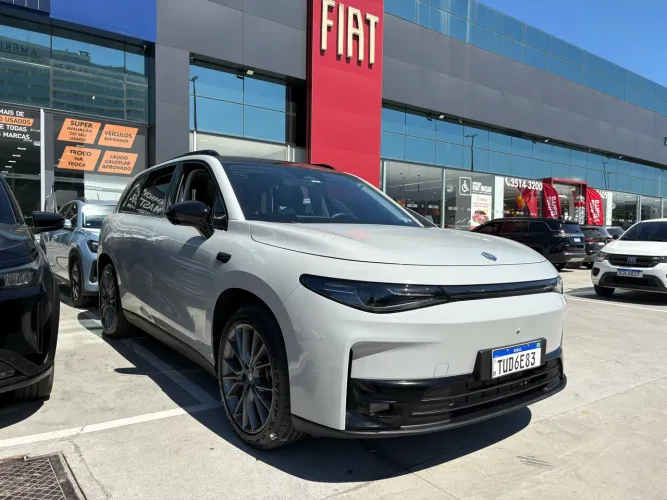 Leapmotor C10 REEV (Híbrido) 2026
